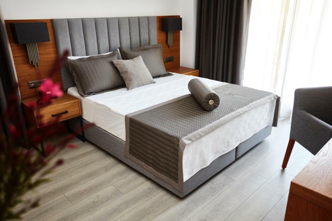 Ruwais Hotel Чешме Екстер'єр фото